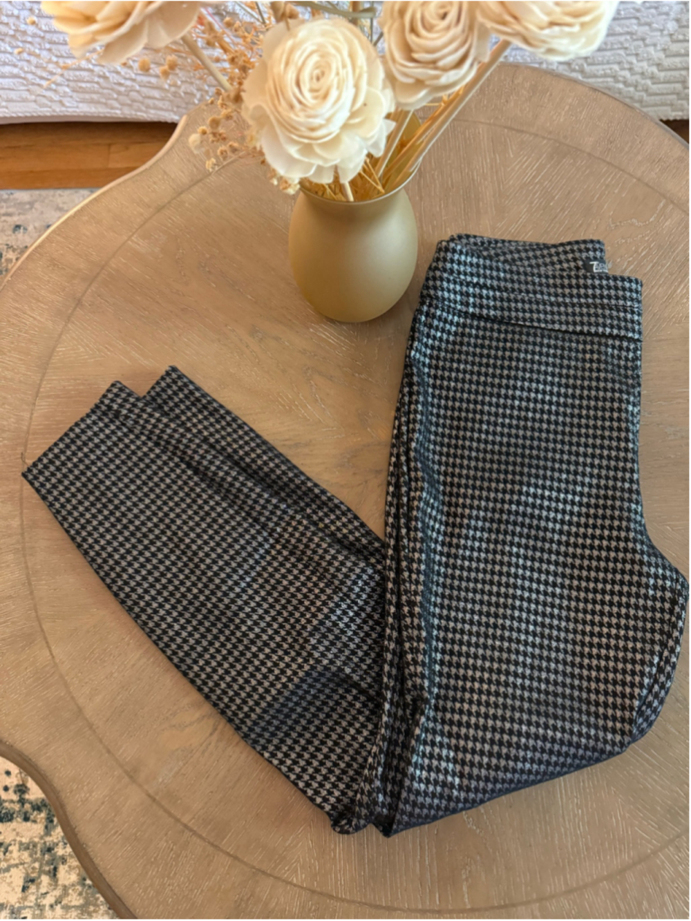 Women's 7th Avenue New York & Company Pants Size M Black Silver Houndstooth